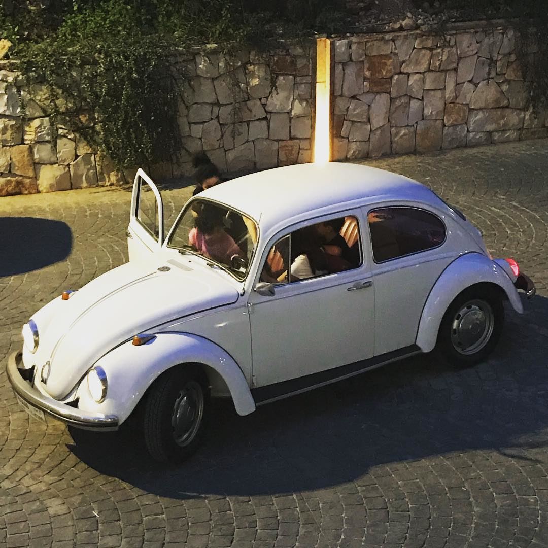  vw volkswagen beetle aircooled lebanon saturday ride family white night... (Baabda)