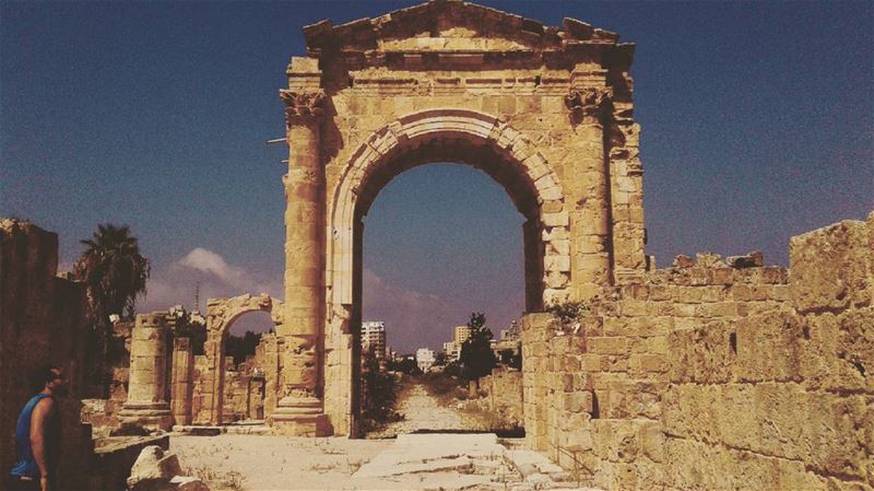 Walking down history tyre  lebanon  lebanonlove  lebanon_hdr ... (Tyre Hippodrome)