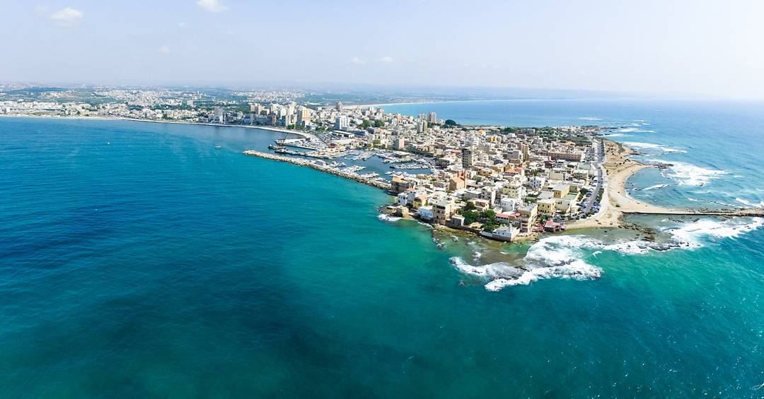 Wanna know more about  tyre and  naquoura? Check www.theinfinitecurl.com... (Tyre, Lebanon)