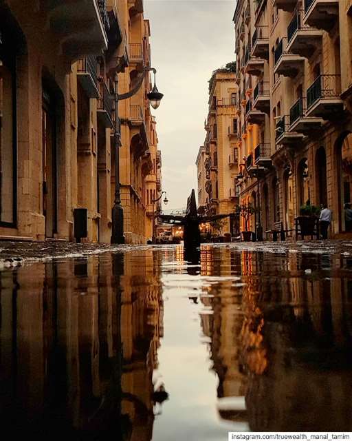 Warm & Deep .. Beirut's heart.. 📍بيروت........... beirut  rain... (Beirut Souks)