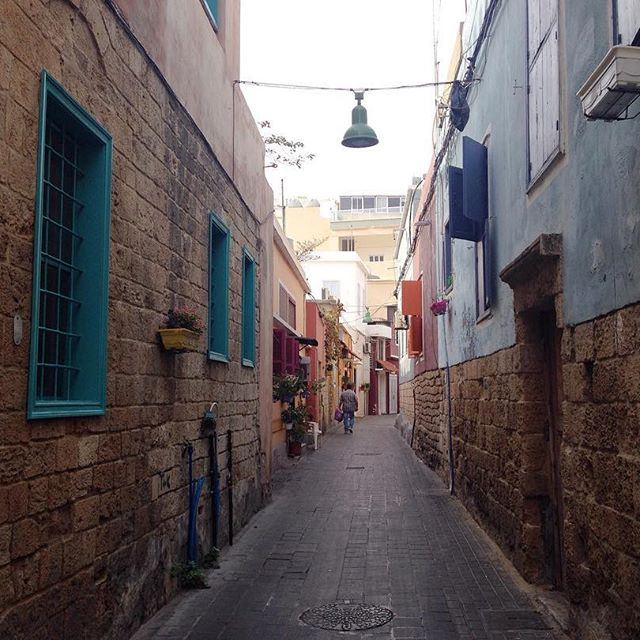 Warm streets😌 (Tyre, Lebanon)