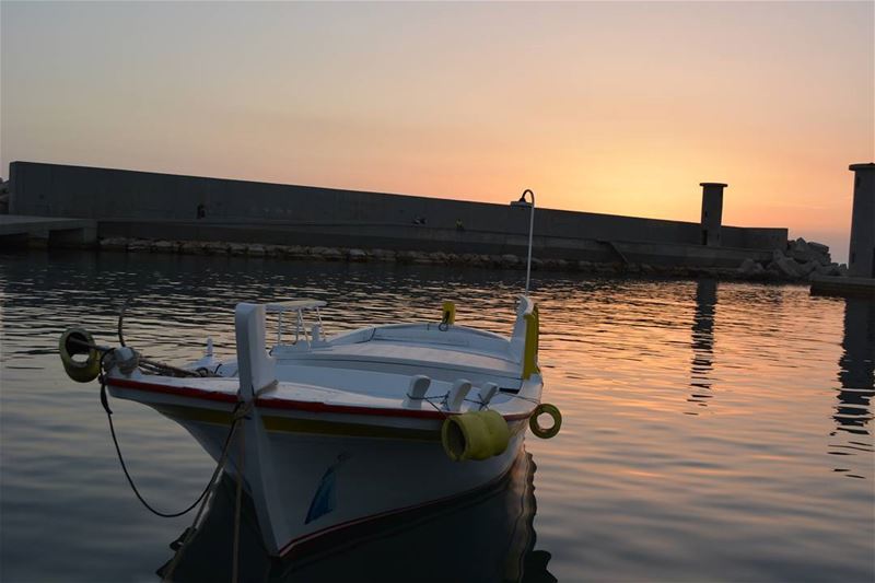 Wasted sunsets !  loves_lebanon  super_lebanon   ig_lebanon ... (Batroûn)