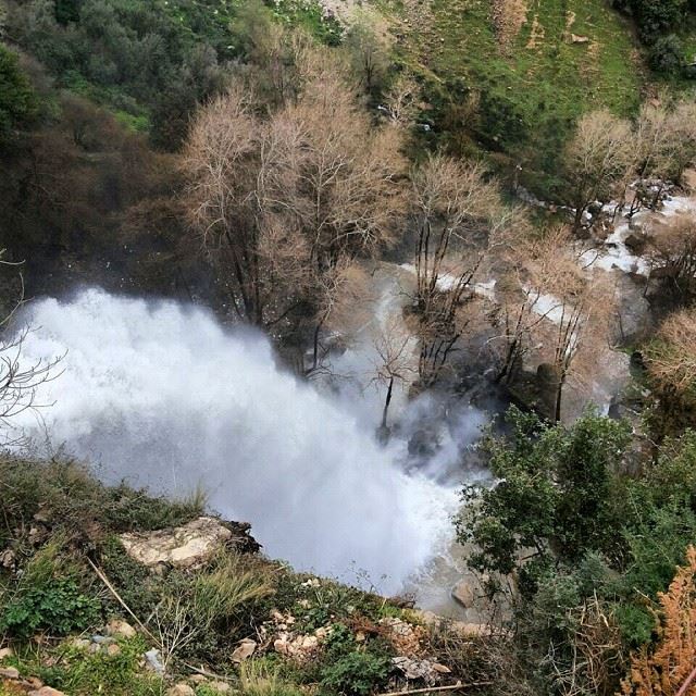  waterfall  waterfalls ... (Bsâtîne El Aossi, Liban-Nord, Lebanon)