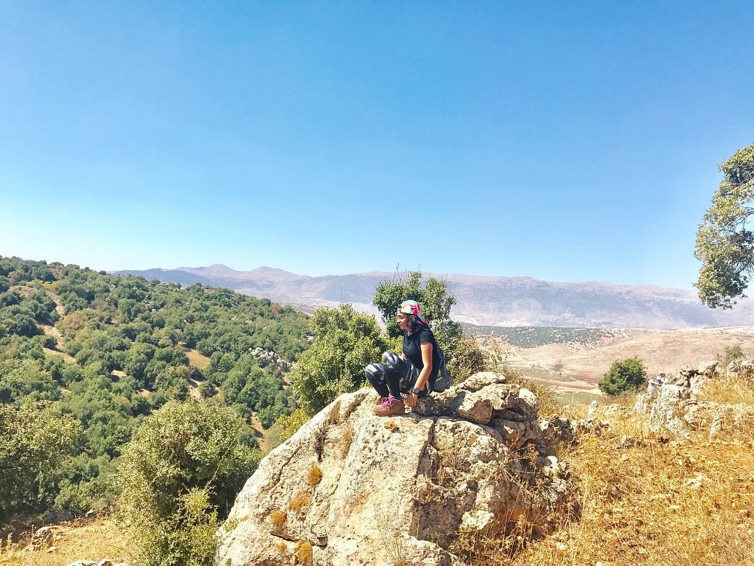 We all have our mountains to climb 💚••••••••••••••••••• (Kfarmechkî, Béqaa, Lebanon)