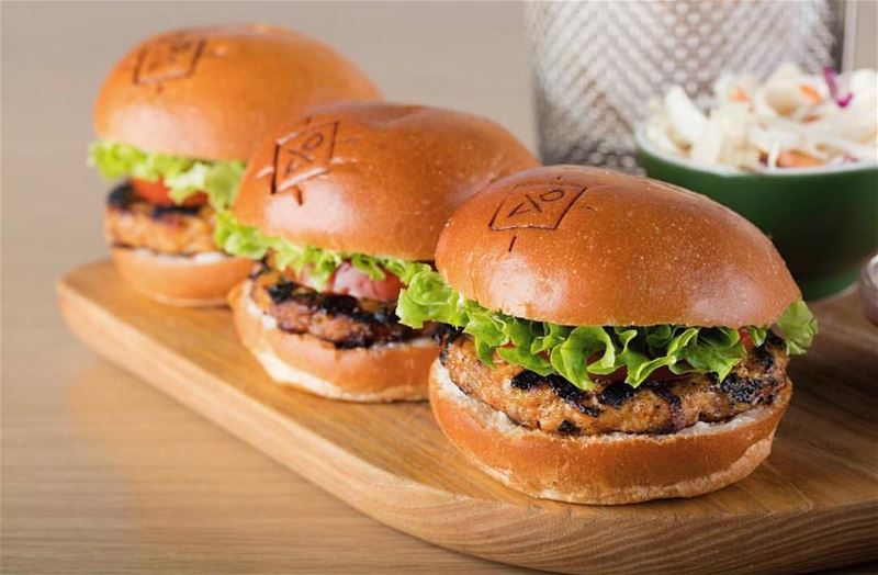 We all need to make time for a burger once in a while 🍔🍔🍔🍔🍔🍔🍔...... (DIVVY)