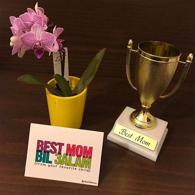 We all r the best mom for our kids❤happy mother's day to all💞🌷💐...