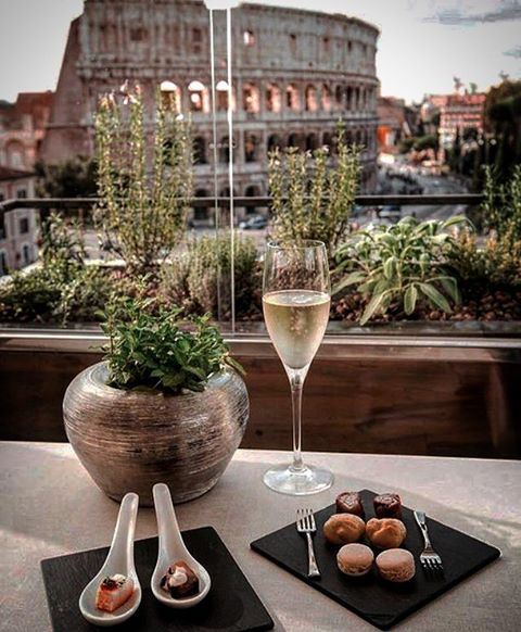 We can't live a positive life with a negative mind🥂🥂🥂 live  positive ... (Rome, Italy)