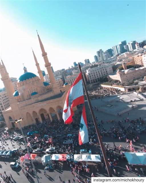 We did it our way!Happy Independence Day  LEBANON ❤ لبنان_ينتفض....... (Beirut, Lebanon)