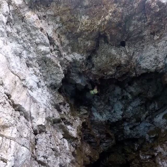We had tons of fun in the deep water solo climbing session and here's @mans