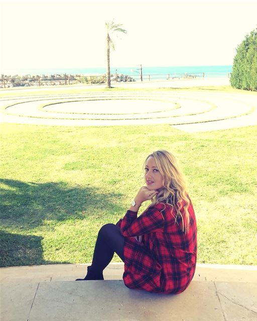 We often take for granted the very things that most deserve our gratitude... (Halat, Mont-Liban, Lebanon)