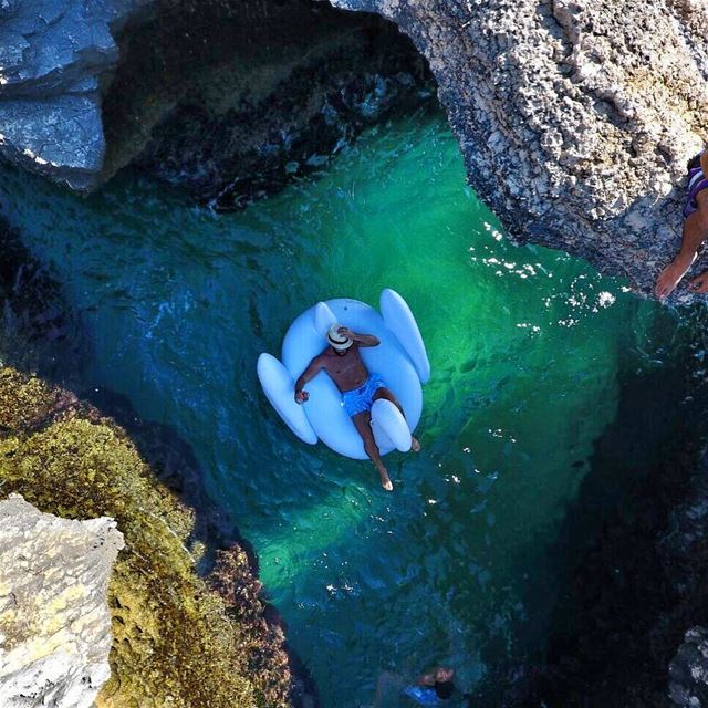 We’re Back? Damn Yes 😆 ExploreWithChris..📷@michokhoury  Batroun ... (Batroûn)