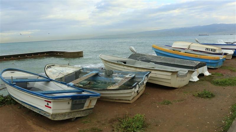 Weekend has arrived! Will you take the boat and sail? thisislebanon79 ... (Beirut, Lebanon)