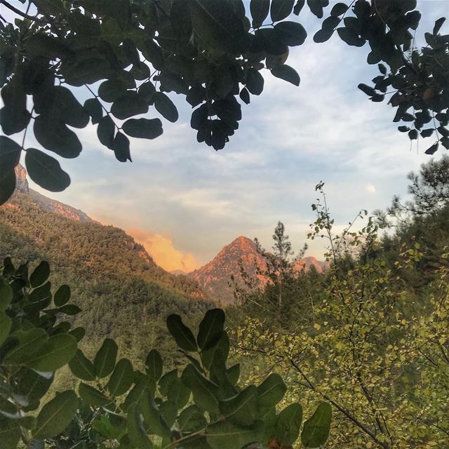 Weekend⛰  livelovebeirut  livelovelebanon  beautifullebanon  lebanon ... (Chouène, Mont-Liban, Lebanon)