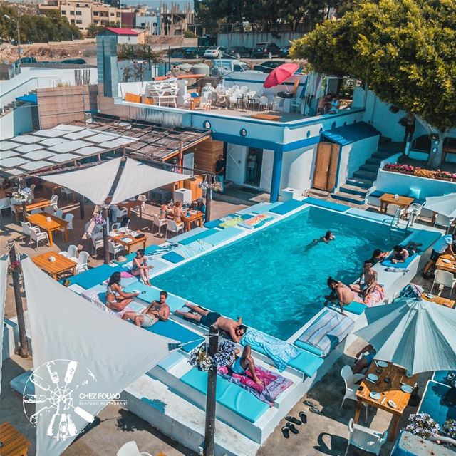 Weekend we are ready for you! 🍹-- chezfouad  restaurant  seafood  pool... (Chez Fouad)