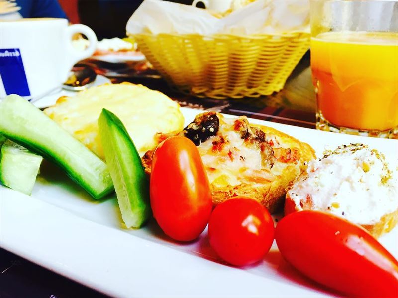  weekend withhusbans buffet mandalouncafe  zaatar cheese breakfast foodie... (al Mandaloun Group)