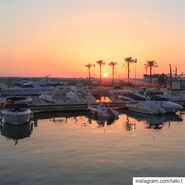 ˜”*°•.. Welcome to the BEACH..•°*”˜•No WatchesNo WorriesNo Cares No... (Mövenpick Hotel & Resort Beirut)