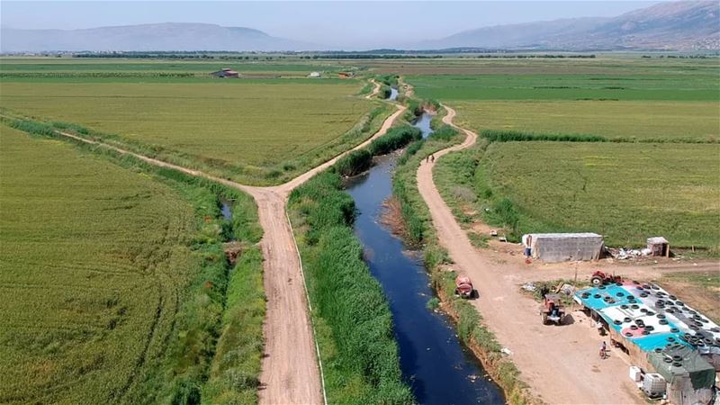  westbekaa bekaavalley bekaa watercanal river greenland greenfield... (West Bekaa)