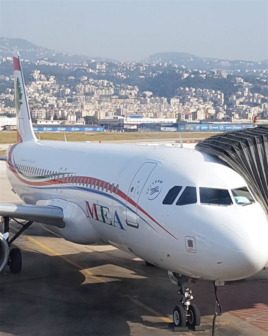 Whale is waiting! planes  planespotting  aviation  rafichaririairport ... (Aéroport international de Beyrouth - Rafic Hariri)