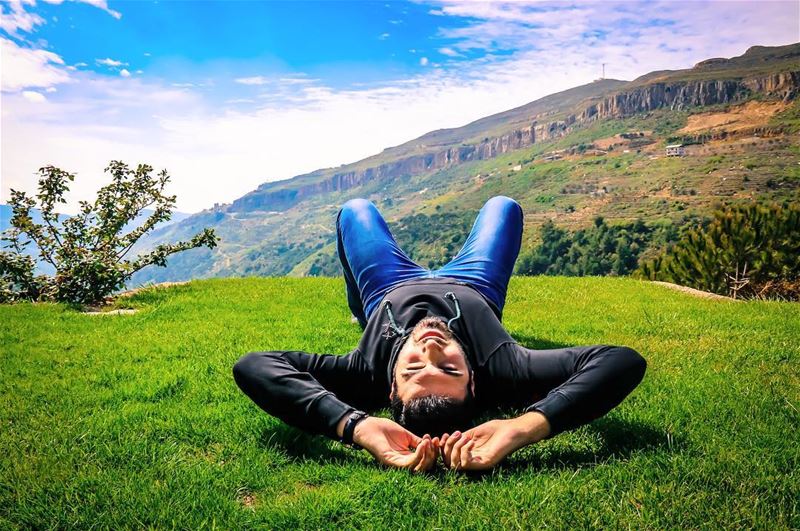 What about not getting up and lay down on a green bed instead of going to... (Atelier Assaf Assaf)