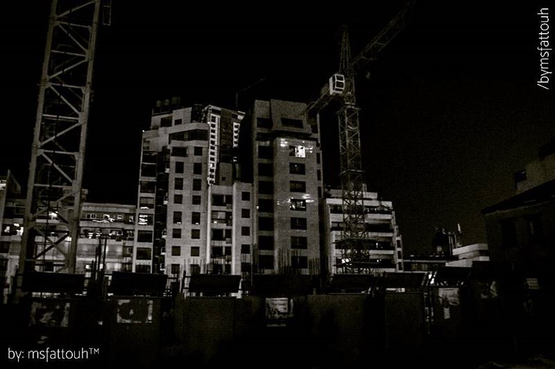 "What strange phenomena we find in a great city, all we need do is stroll...