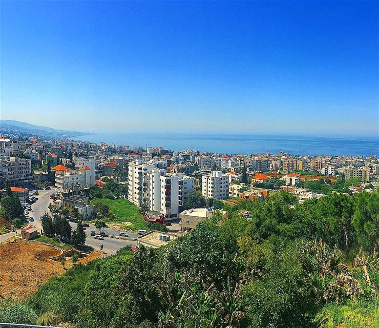  whatsuplebanon wearelebanon livelovejbeil mightylebanon mycitybeirut... (Hopital Notre Dame De Secours)