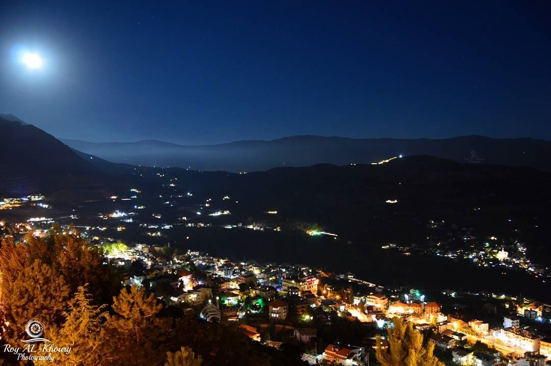 When Ehden make a Romantic date with her lovers under the moon light ♡... (Ehden, Lebanon)