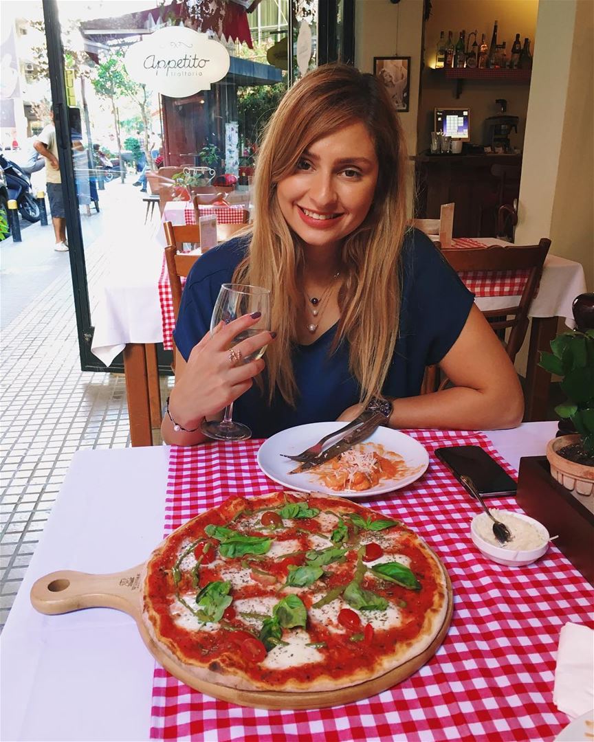 When it’s authentic italian 🇮🇹 Who’s a pizza/pasta lover? 😋... (Beirut, Lebanon)