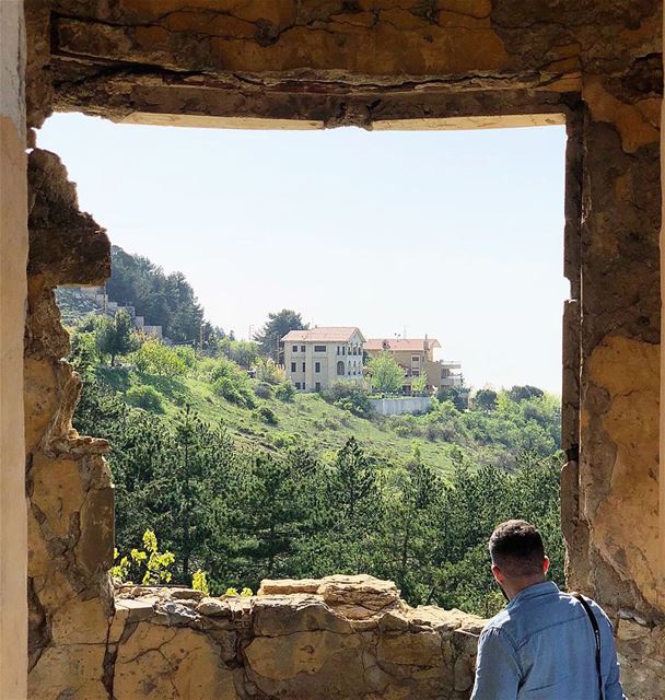 When it’s naturally framed 🍃 lebanon  sawfar  ig_captures  ig_today ... (Lebanon)