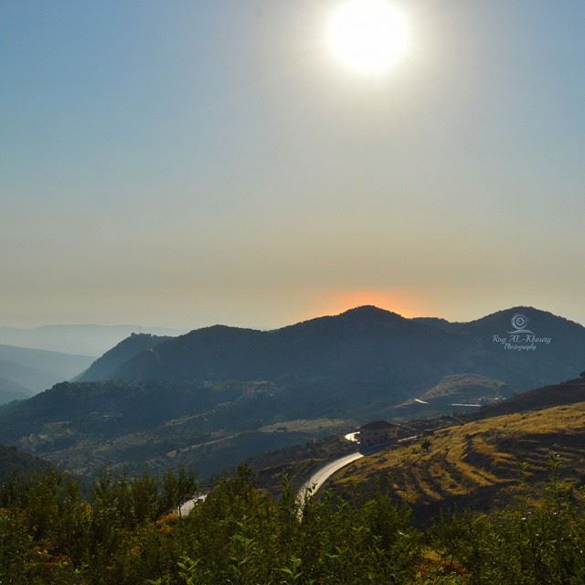 When most of you were on the beatch I was enjoying this beautiful  weather... (Hadath El-Jubbah, Liban-Nord, Lebanon)