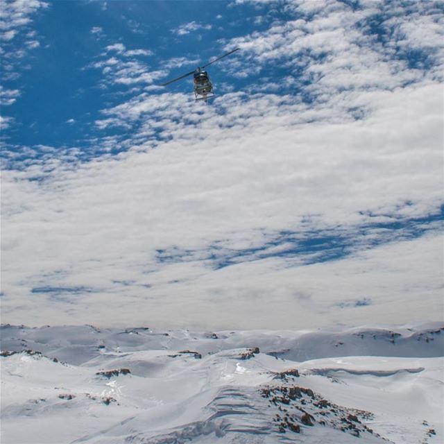 When the lebanese army is patrolling on a sunny white day! lebanon ... (Mzaar Kfardebian)