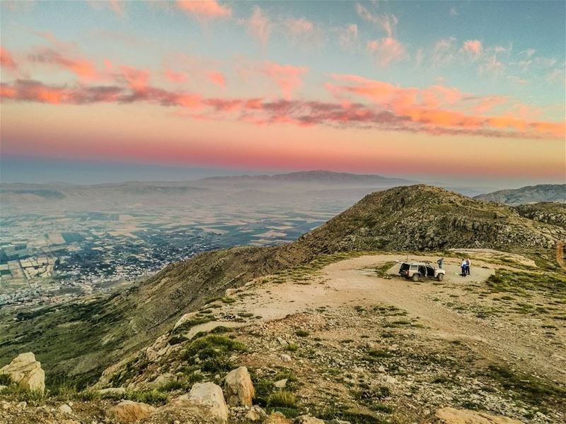 When the  sun decides to paint the  sky ❤️💜💙................. (Al Knaysah, Mont-Liban, Lebanon)