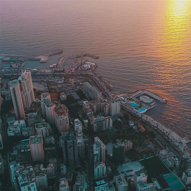 When the sun goes down  beirut  beirutfromtop  beirutfromabove  above ... (Beirut, Lebanon)