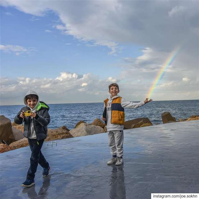 When we escape new year's lunch for a rainbow photoshoot🤣🌈 swipe👈...... (Beirut, Lebanon)