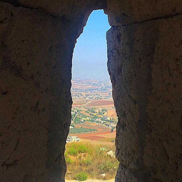 When you change the way you look at things, the things you look at change � (Beaufort Castle, Lebanon)