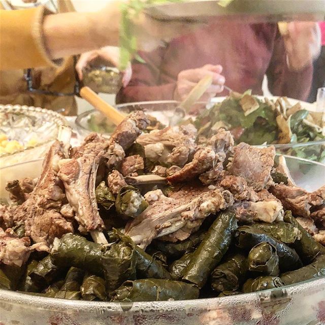 When you’re hungry at the office and thinking about last Sunday’s lunch::: (Mount Lebanon Governorate)