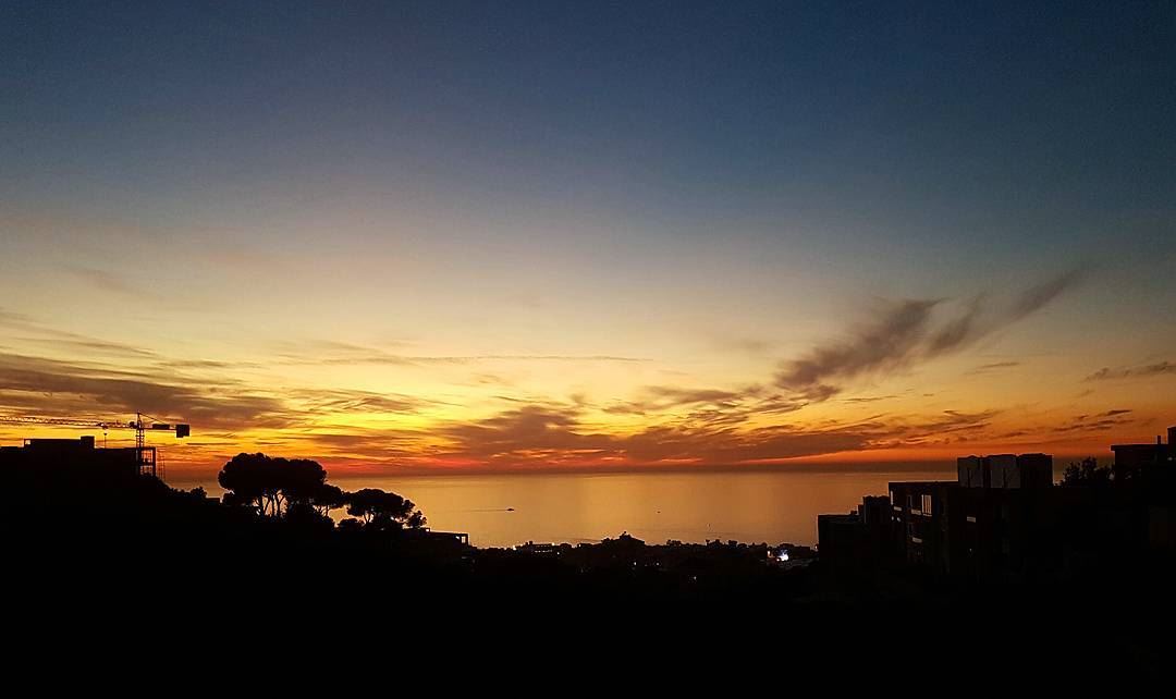 Where any day can end gracefully.. sunset  lifewithaview  home... (Adma Ad Dafnah, Mont-Liban, Lebanon)