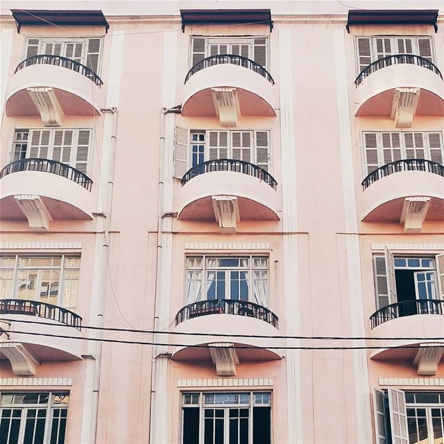 Who knew there was a life behind those pink walls? beirut  marmikhael... (Mar Mikhael-Armenia The Street)