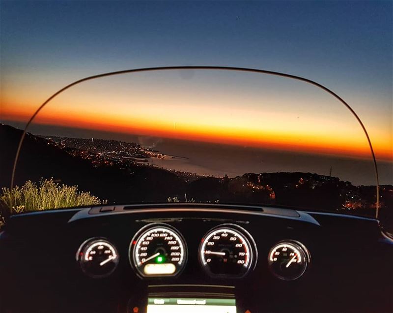 Who said only airplanes can have such a view from their cockpit ✈✈ ...