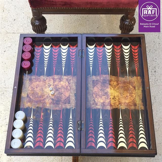 Whom of your friends first come to mind when you see a Backgammon? 🎲🎲... (Raf Giftry)