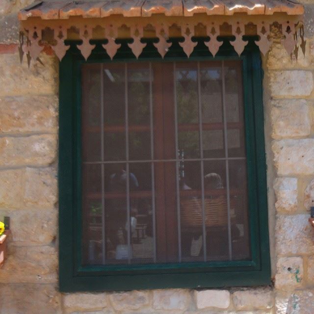 windows_aroundtheworld