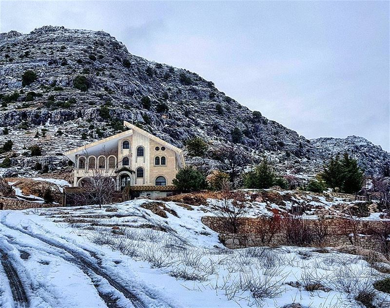 Winter in the mountains of Laklouk. mycountrylebanon bestofleb Lebanon...