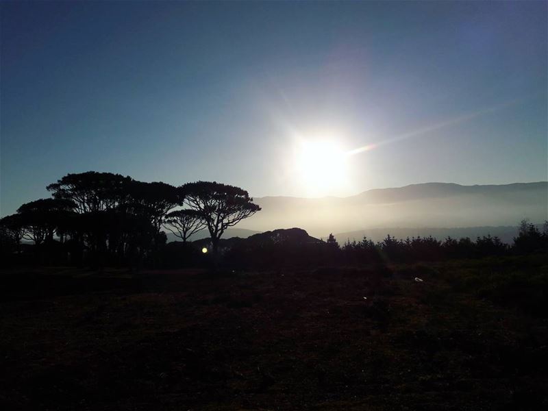 With a cold breeze in the morning 😍  morning  fog  mountain  sunrise ... (Marjayoûn, Al Janub, Lebanon)
