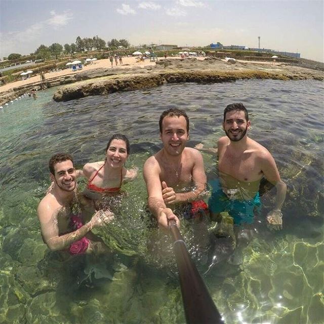 With the best ☀️🌊🏝🔙••••••••••••••••••••••••• igerslebanon  prolebanon... (Lazy B)