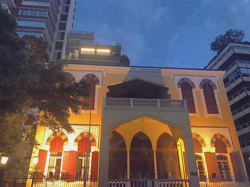 Within the modern architecture in فسوح street a traditional house stand... (Achrafieh, Lebanon)