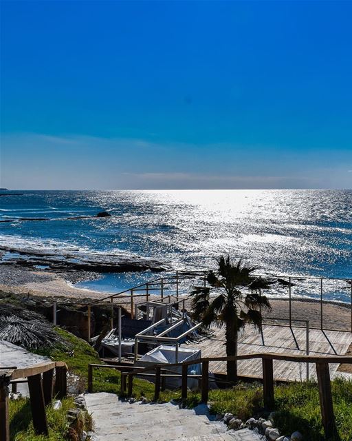 Would you? 🌊🌞... (Batroûn)