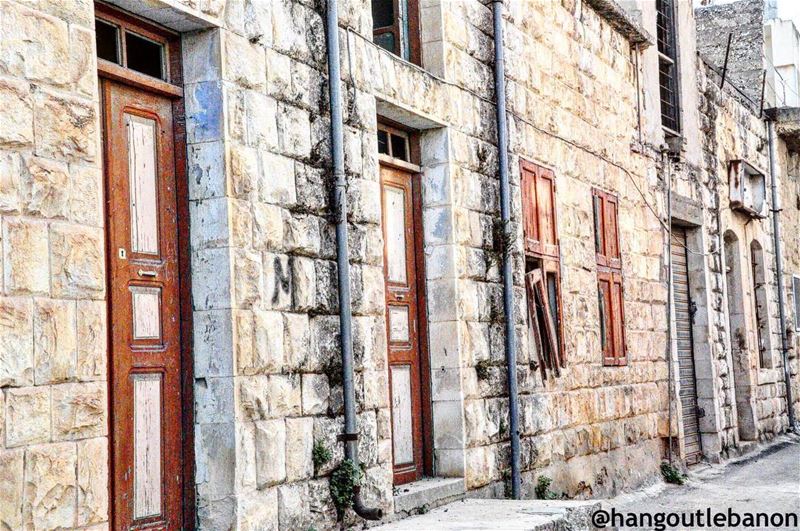  Yaroun =  beautifuloldhouses -------------------------------... (Yaroun - South Lebanon)