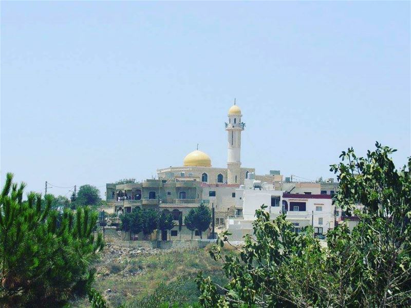 Yaroun Masjed