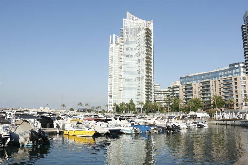 Yellow sunday... yellow  sunday  marina  yacht  beirutmarina  zaitunaybay... (Zaitunay Bay)