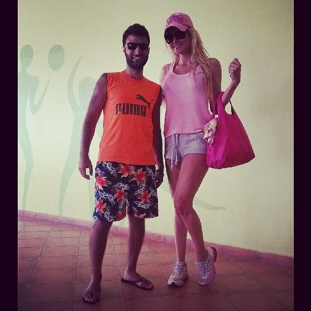 Yes it's her ;)  exclusive  picture with Myriam Klink!!  pool ...