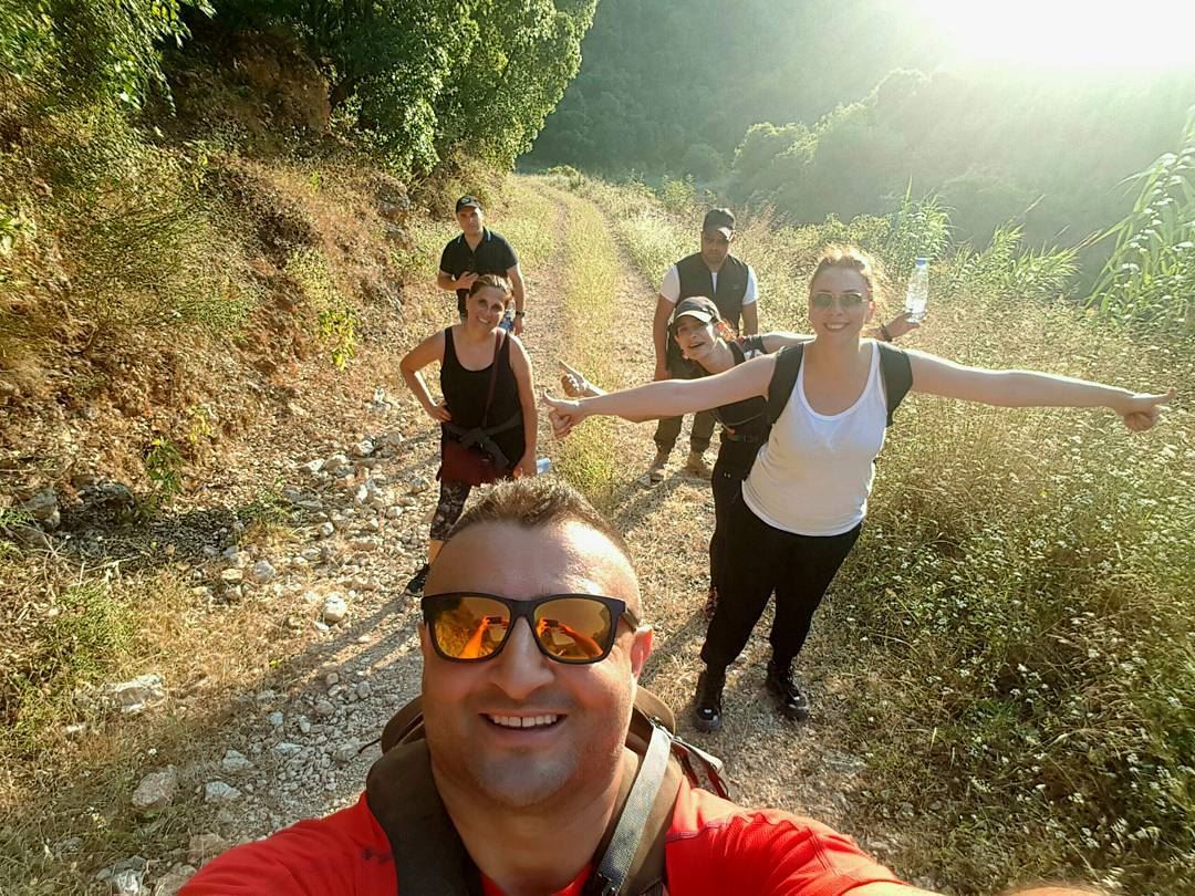 Yesss you did it ladies 6 km in 1h.50 💪✌👆 hiking  climbing  friends ... (St Rafqa-Jrebta)